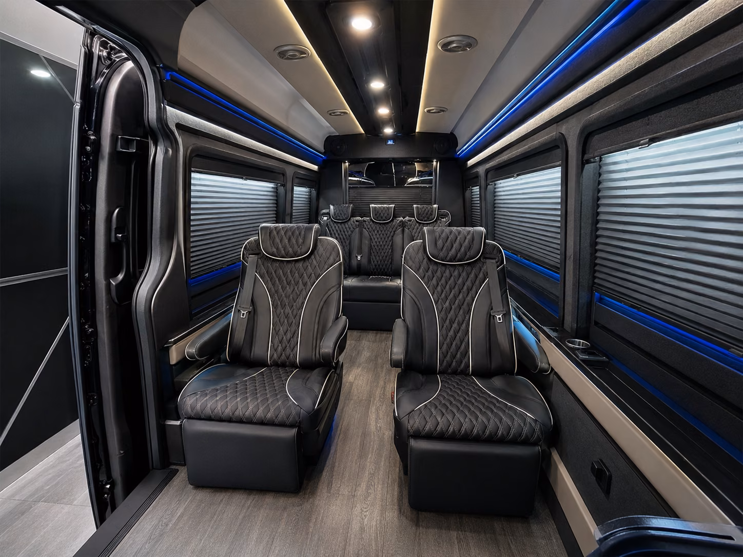 mardi gras jazz fest and peak event airport transfers in new orleans
