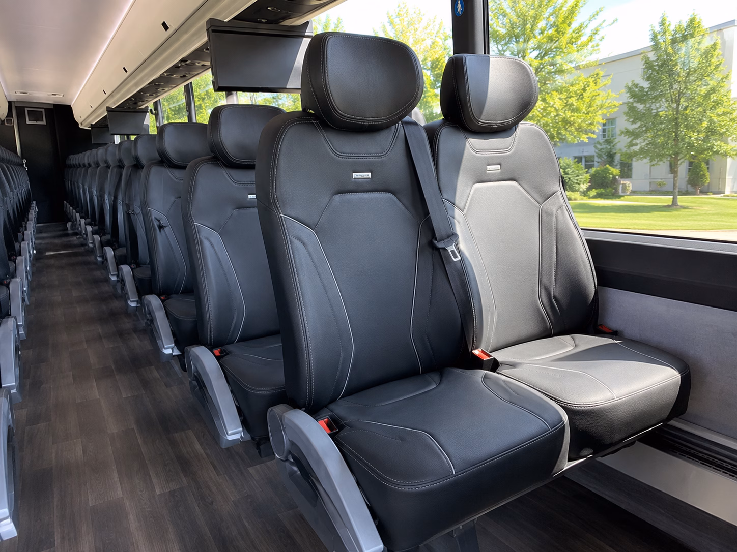 out of state charter bus trips from new orleans to memphis nashville and atlanta