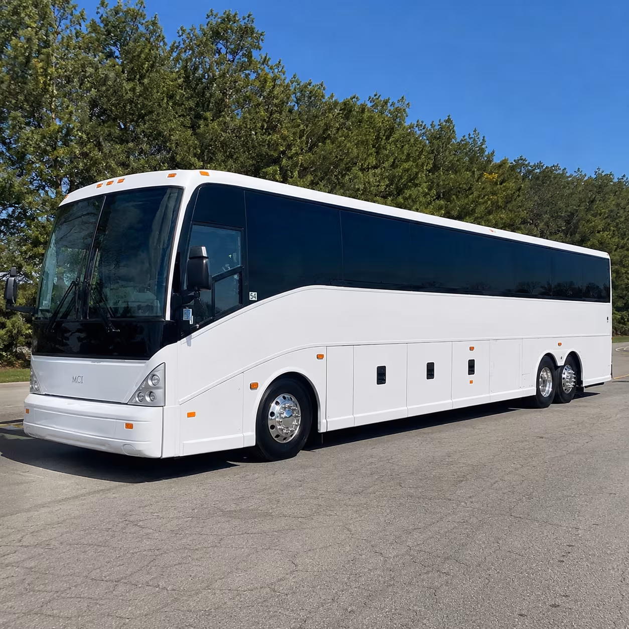 shuttle buses from msy to french quarter and cbd hotels