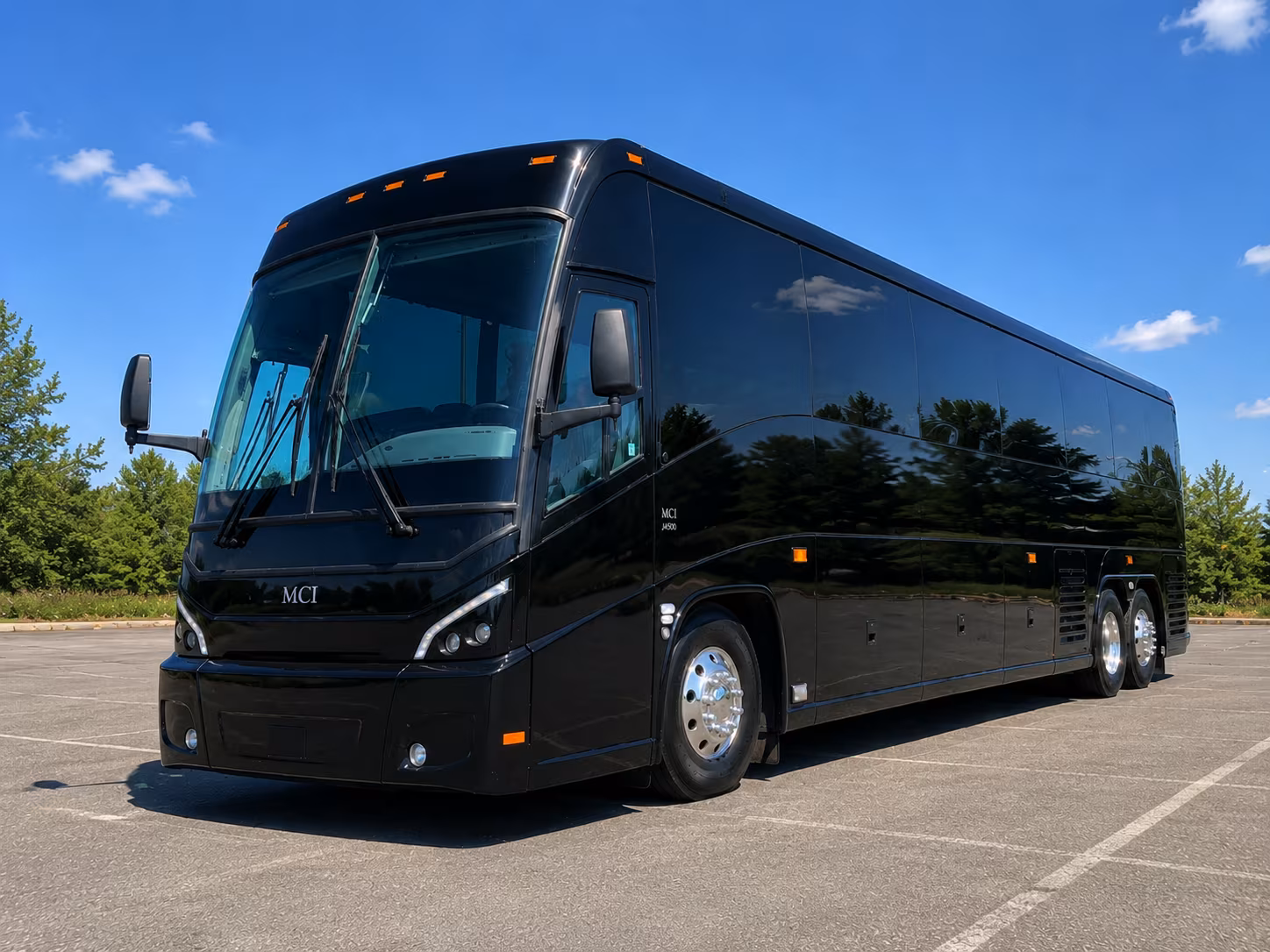 wedding guest shuttle buses between new orleans hotels and french quarter venues